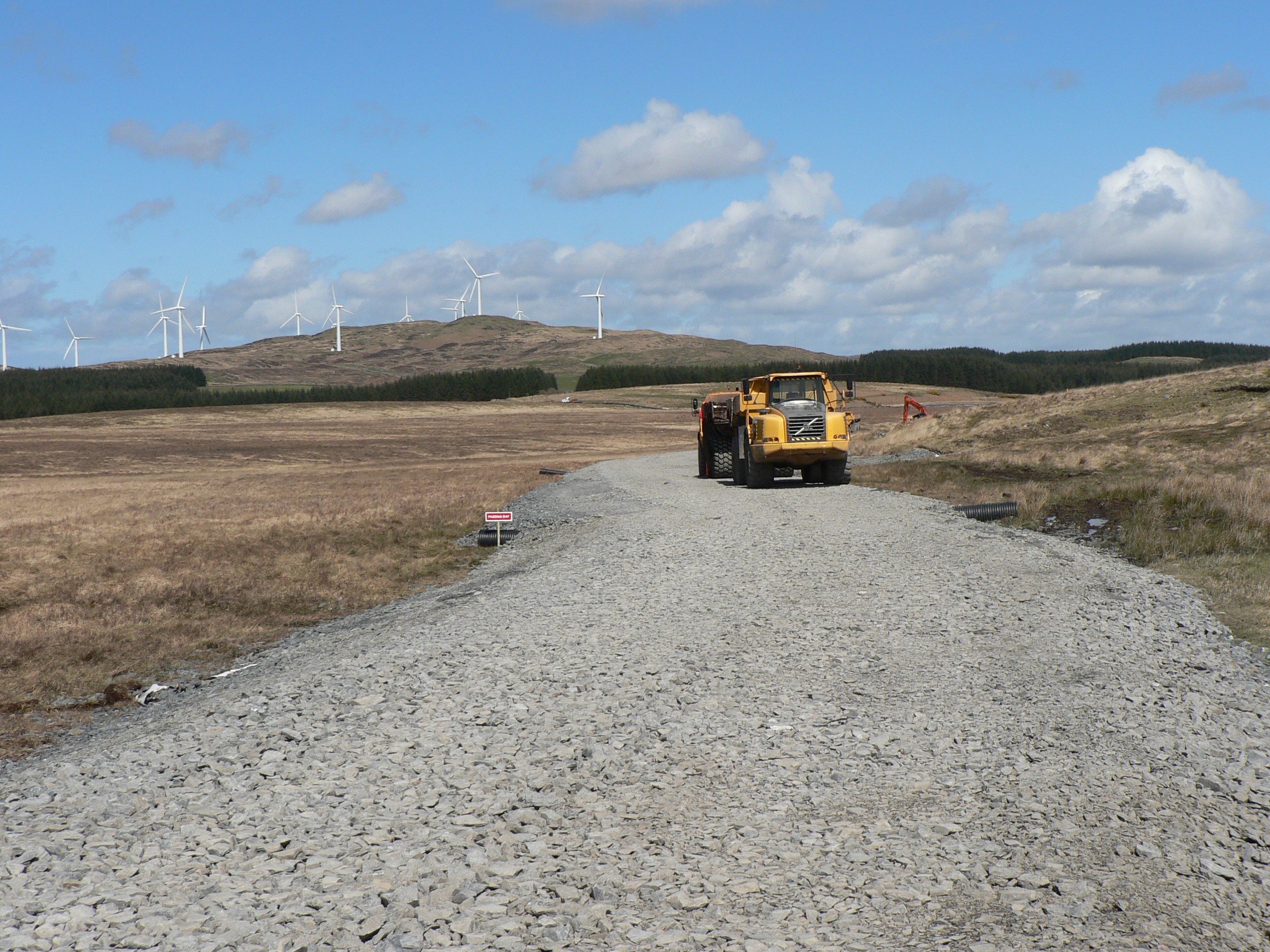 glenchamber-windfarm-access-road.jpg