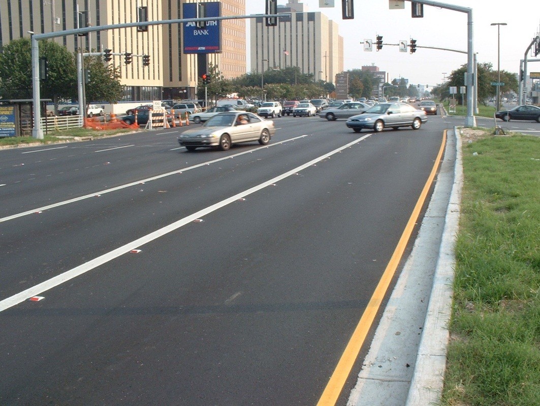 N. Causeway Blvd. image